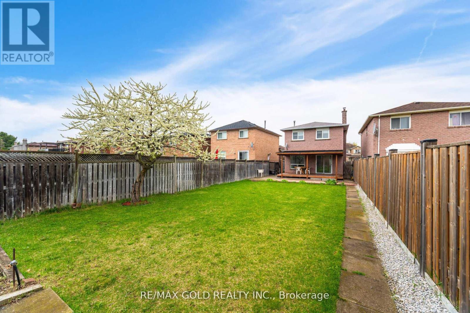 58 Kesteven Crescent, Brampton, Ontario  L6W 4E5 - Photo 26 - W12202814