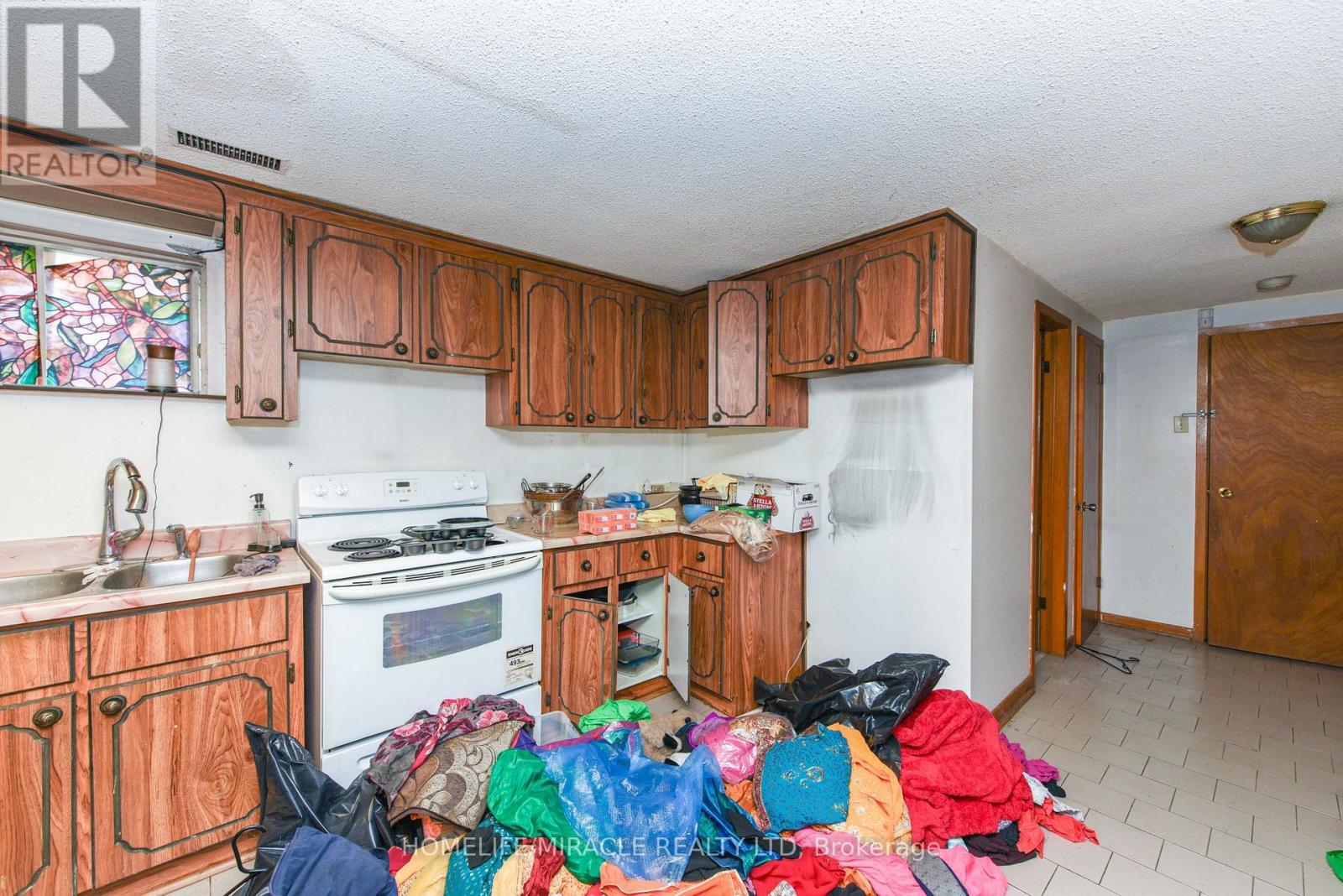 114 Jade Crescent, Brampton, Ontario  L6S 3M8 - Photo 19 - W12202839