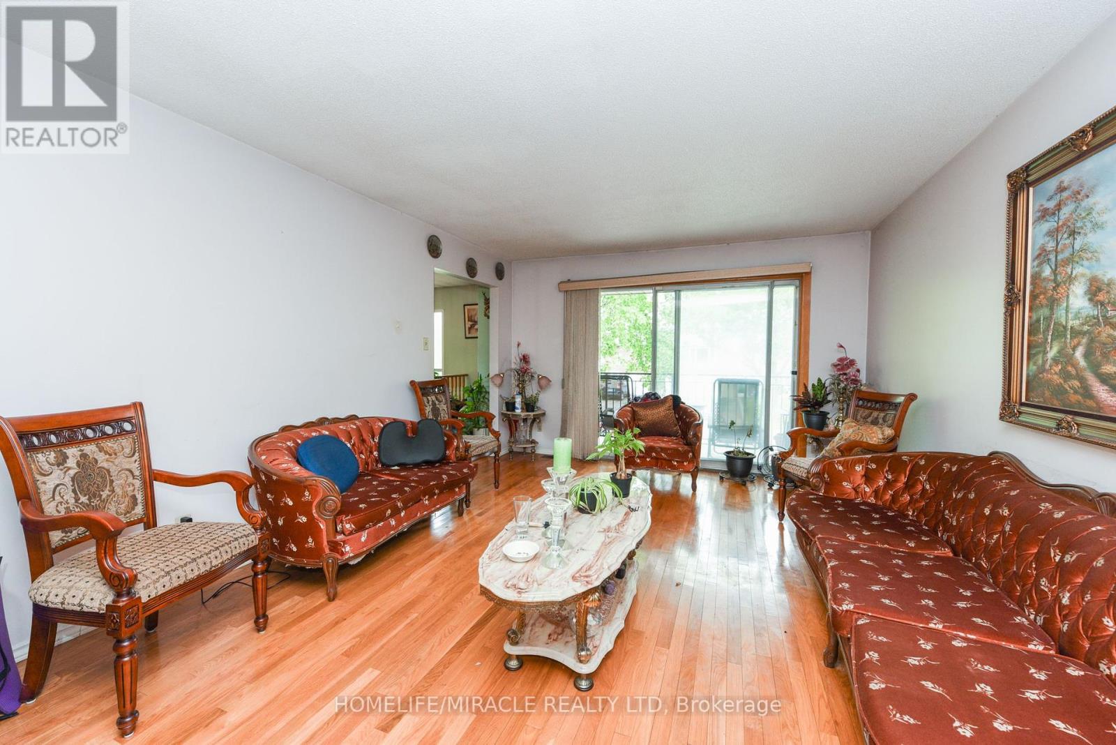 114 Jade Crescent, Brampton, Ontario  L6S 3M8 - Photo 6 - W12202839