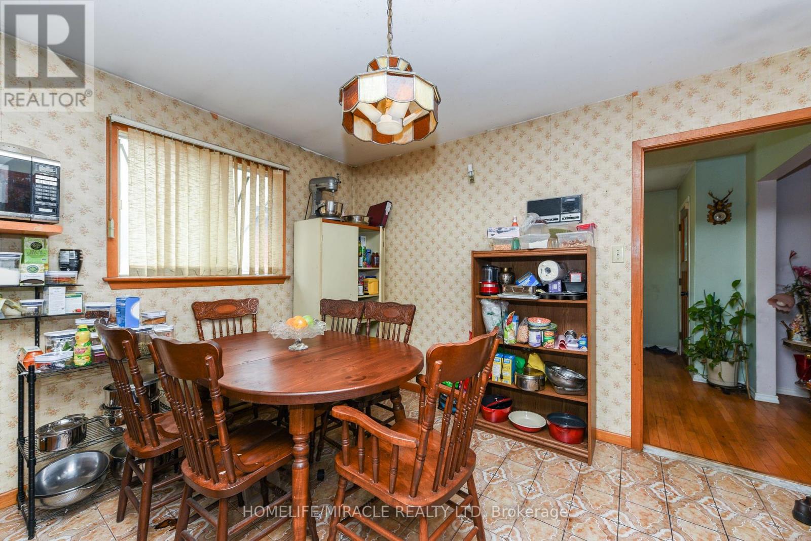 114 Jade Crescent, Brampton, Ontario  L6S 3M8 - Photo 9 - W12202839