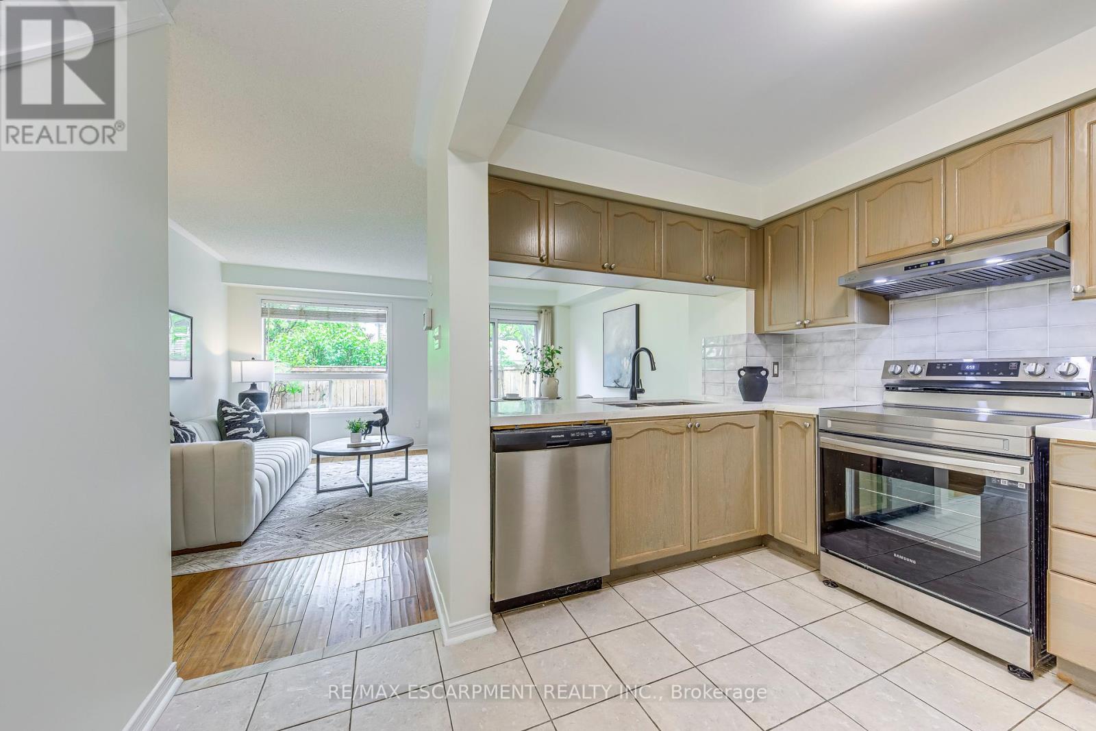 85 - 4600 Kimbermount Avenue, Mississauga, Ontario  L5M 5W7 - Photo 8 - W12202859