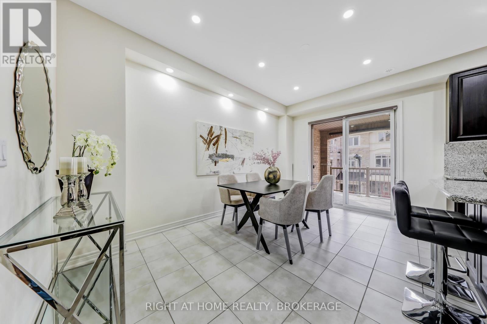 503 Dundas Street E, Oakville, Ontario  L6H 3P5 - Photo 10 - W12202877
