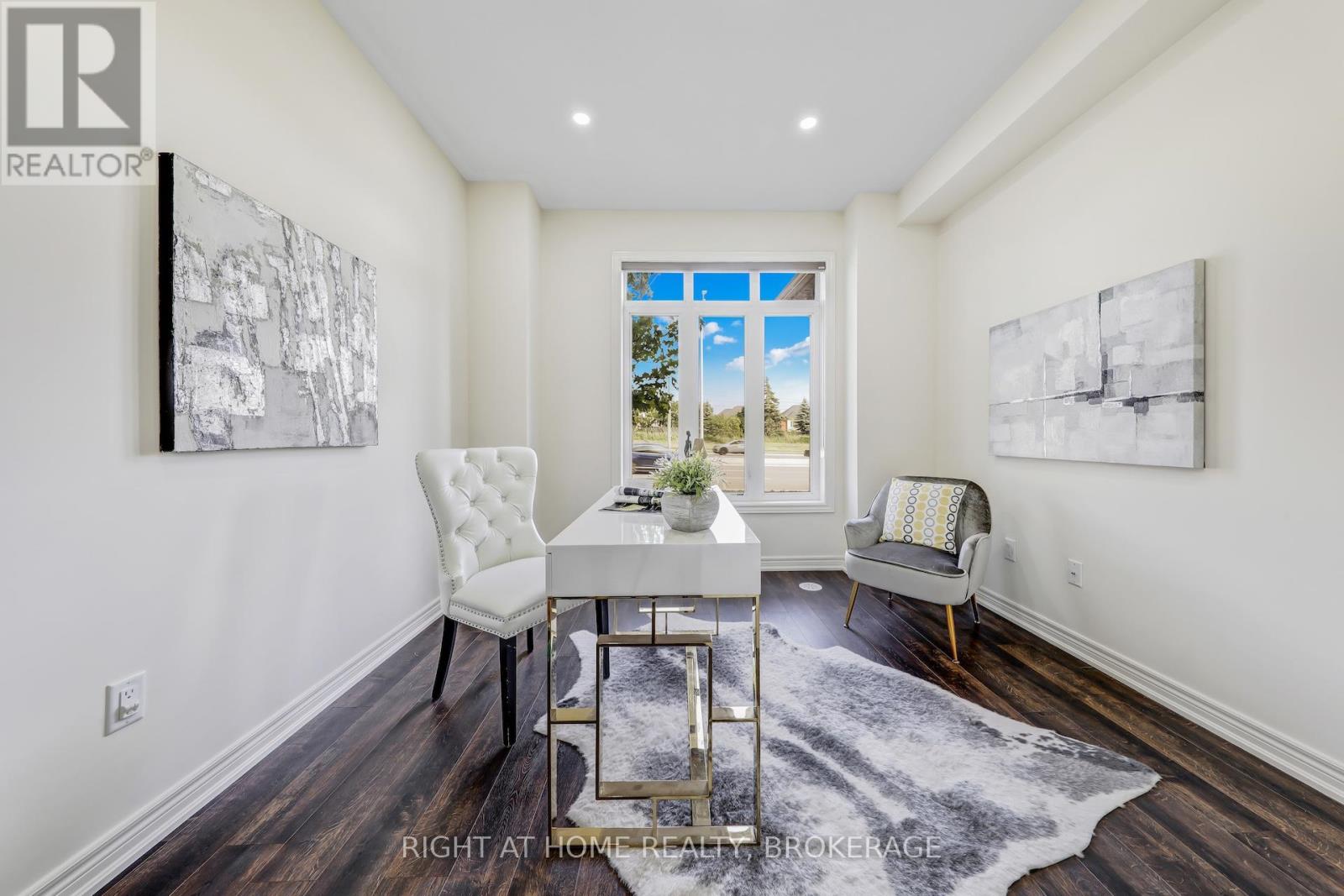 503 Dundas Street E, Oakville, Ontario  L6H 3P5 - Photo 3 - W12202877