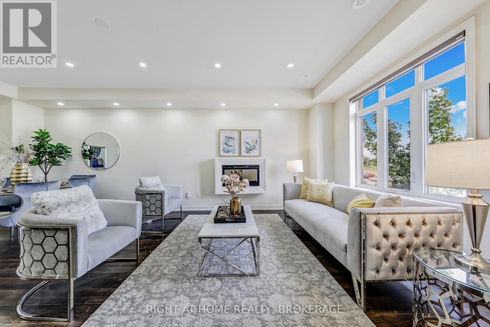 503 Dundas Street E, Oakville, Ontario  L6H 3P5 - Photo 6 - W12202877