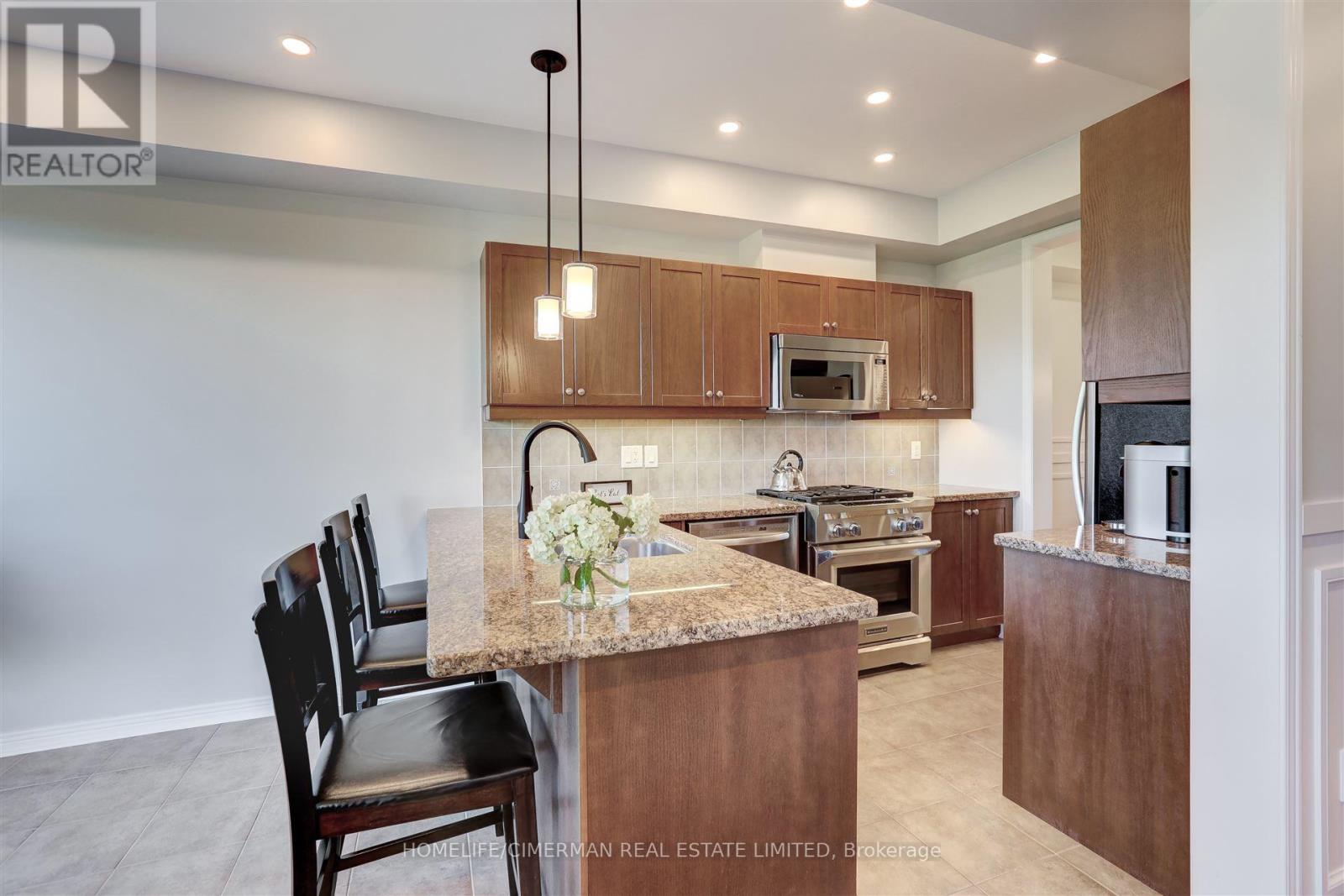 4136 Rawlins Common, Burlington, Ontario  L7M 0B5 - Photo 13 - W12202879