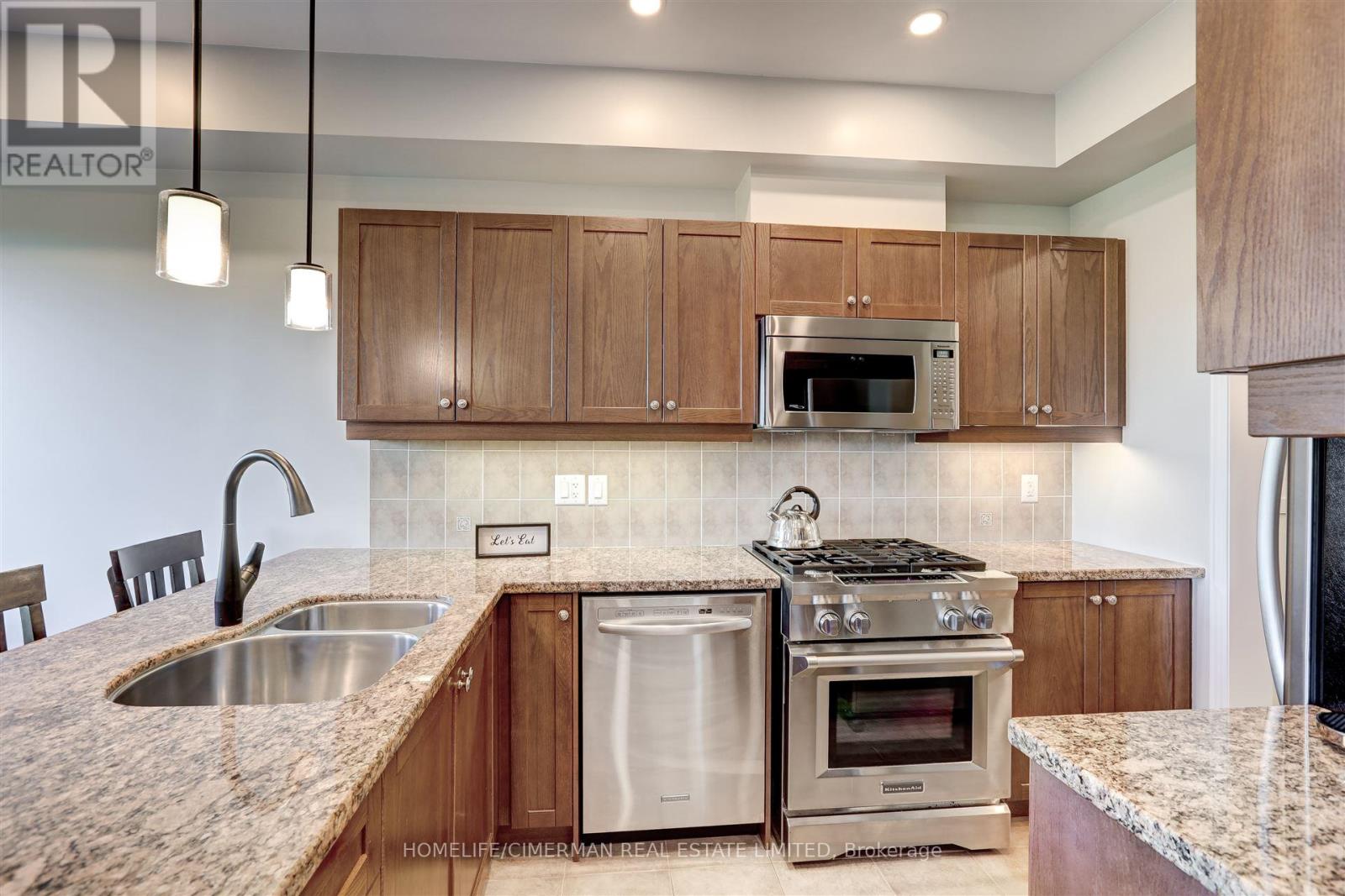 4136 Rawlins Common, Burlington, Ontario  L7M 0B5 - Photo 16 - W12202879
