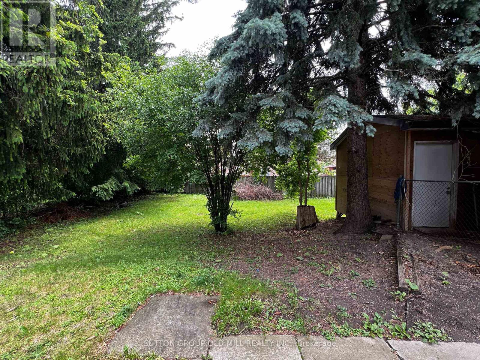 9 Rogers Road, Brampton, Ontario  L6X 1L7 - Photo 6 - W12202886