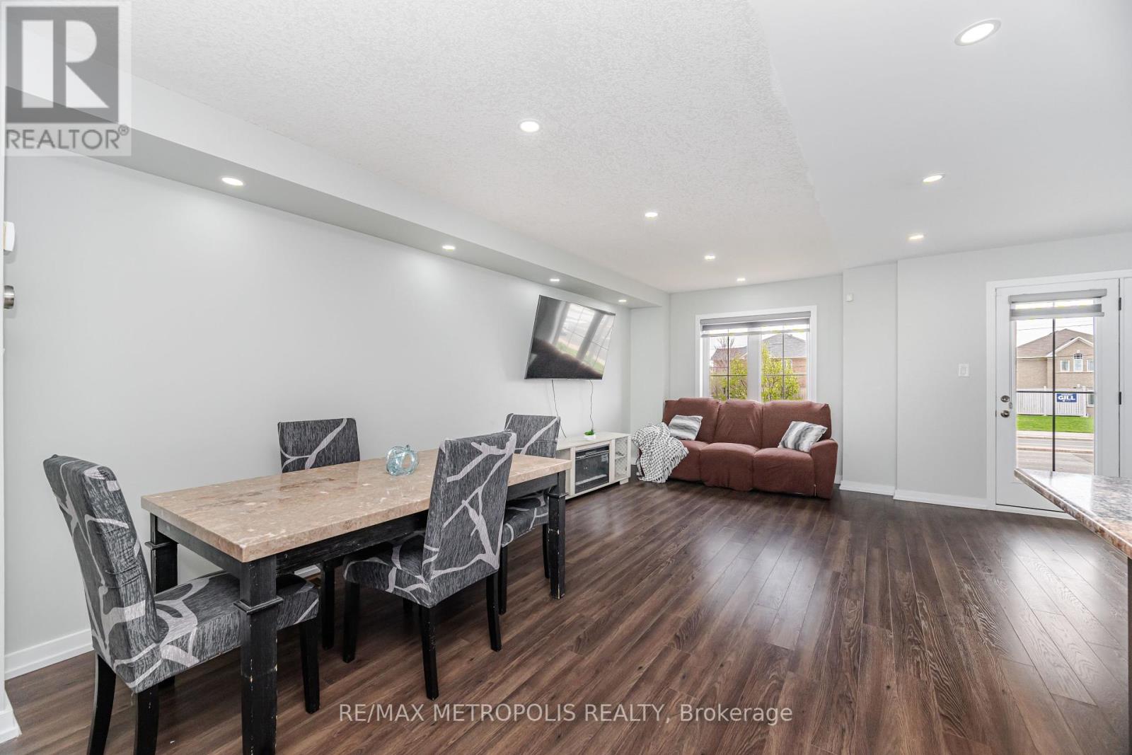 4 Edsel Road, Brampton, Ontario  L7A 4K6 - Photo 12 - W12202888