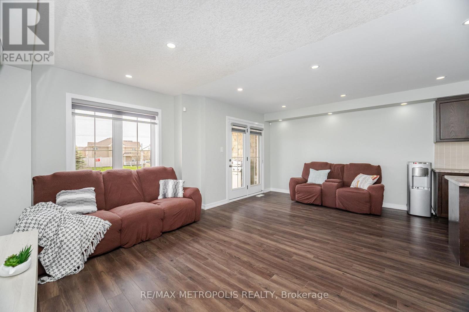 4 Edsel Road, Brampton, Ontario  L7A 4K6 - Photo 14 - W12202888