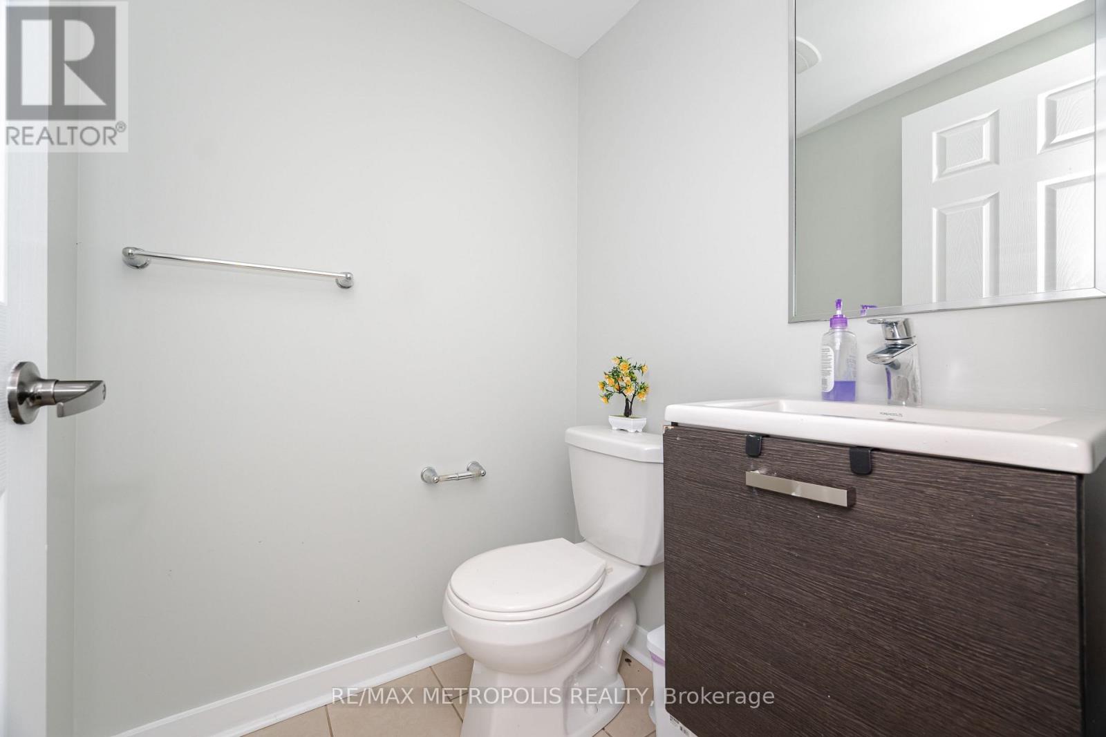 4 Edsel Road, Brampton, Ontario  L7A 4K6 - Photo 16 - W12202888