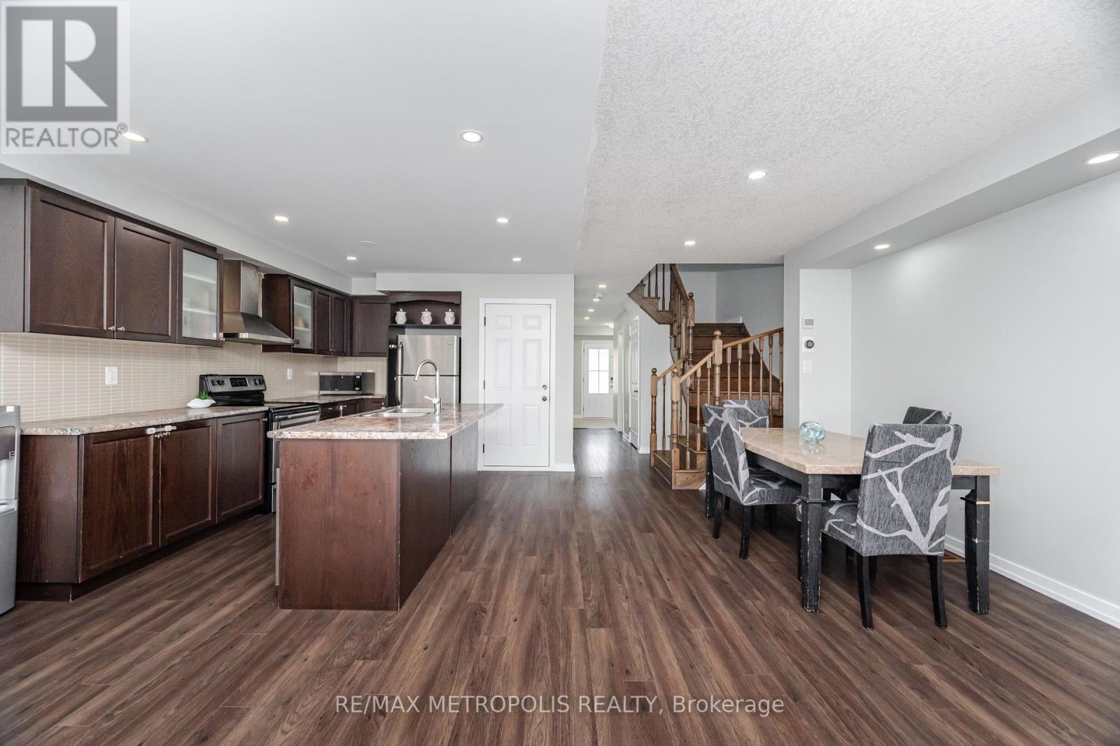 4 Edsel Road, Brampton, Ontario  L7A 4K6 - Photo 6 - W12202888