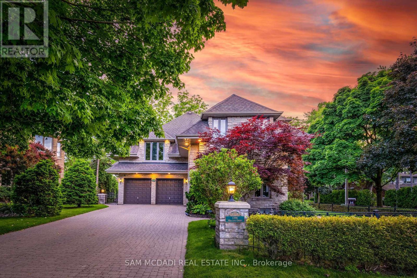 1390 MEADOW GREEN COURT, Mississauga, Ontario