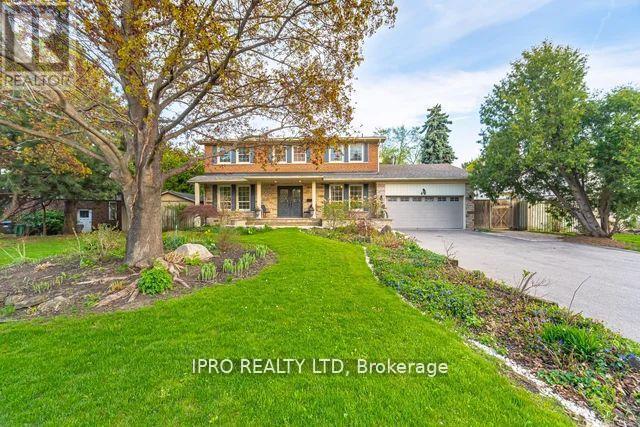 42 Hillside Drive, Brampton, Ontario  L6S 1A3 - Photo 1 - W12202912