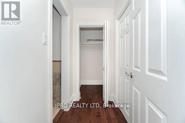 42 Hillside Drive, Brampton, Ontario  L6S 1A3 - Photo 24 - W12202912