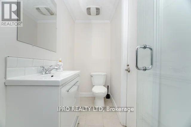 42 Hillside Drive, Brampton, Ontario  L6S 1A3 - Photo 39 - W12202912