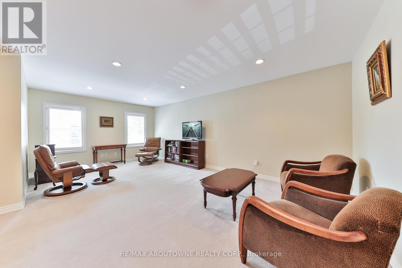 3105 Lakeshore Road, Burlington, Ontario  L7N 1A3 - Photo 28 - W12202915