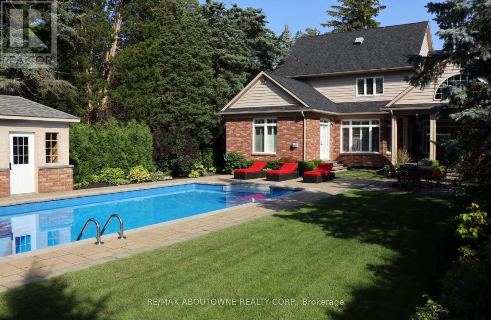 3105 Lakeshore Road, Burlington, Ontario  L7N 1A3 - Photo 35 - W12202915