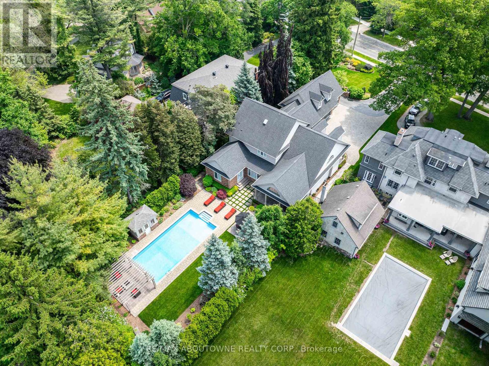 3105 Lakeshore Road, Burlington, Ontario  L7N 1A3 - Photo 40 - W12202915