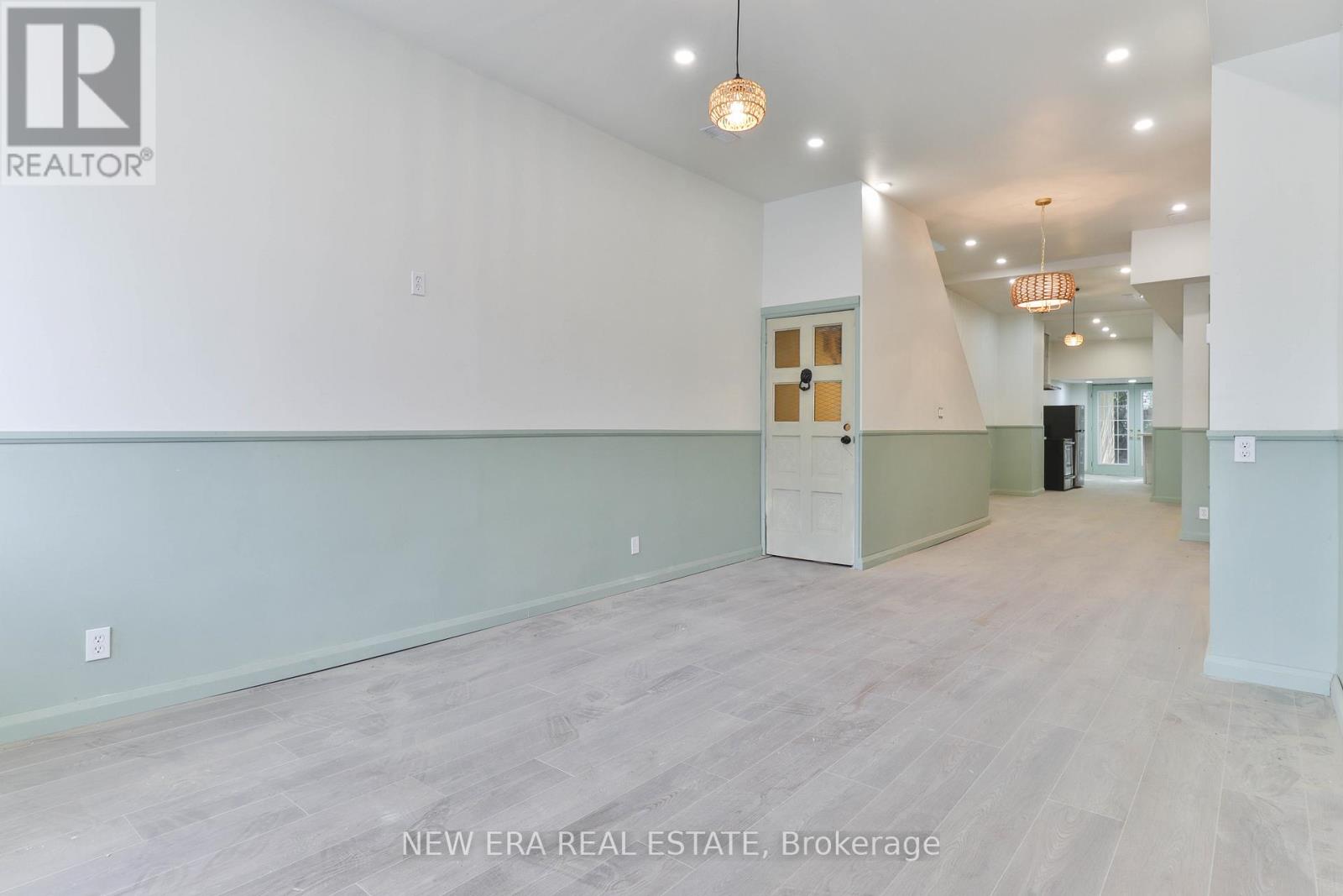 990 Dovercourt Road, Toronto, Ontario  M6H 2X5 - Photo 24 - W12202953