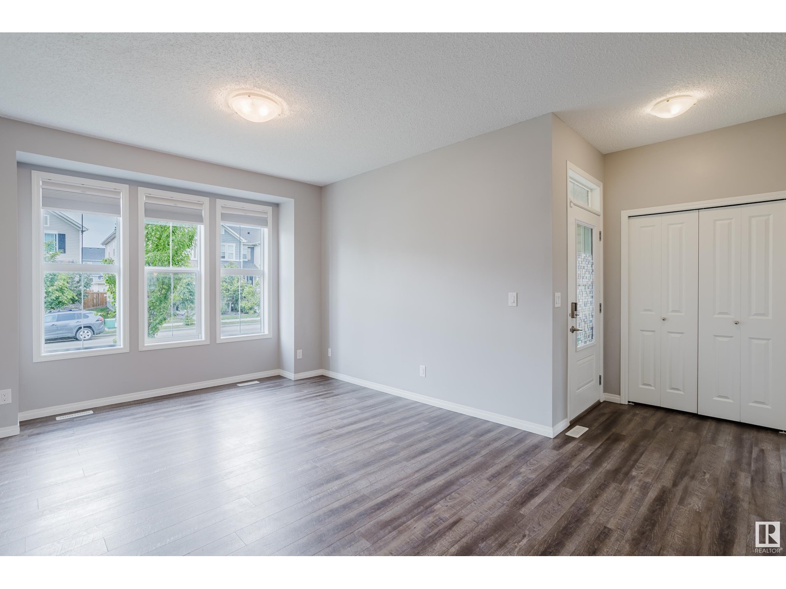8157 Chappelle Wy Sw, Edmonton, Alberta  T6W 3L7 - Photo 4 - E4440926