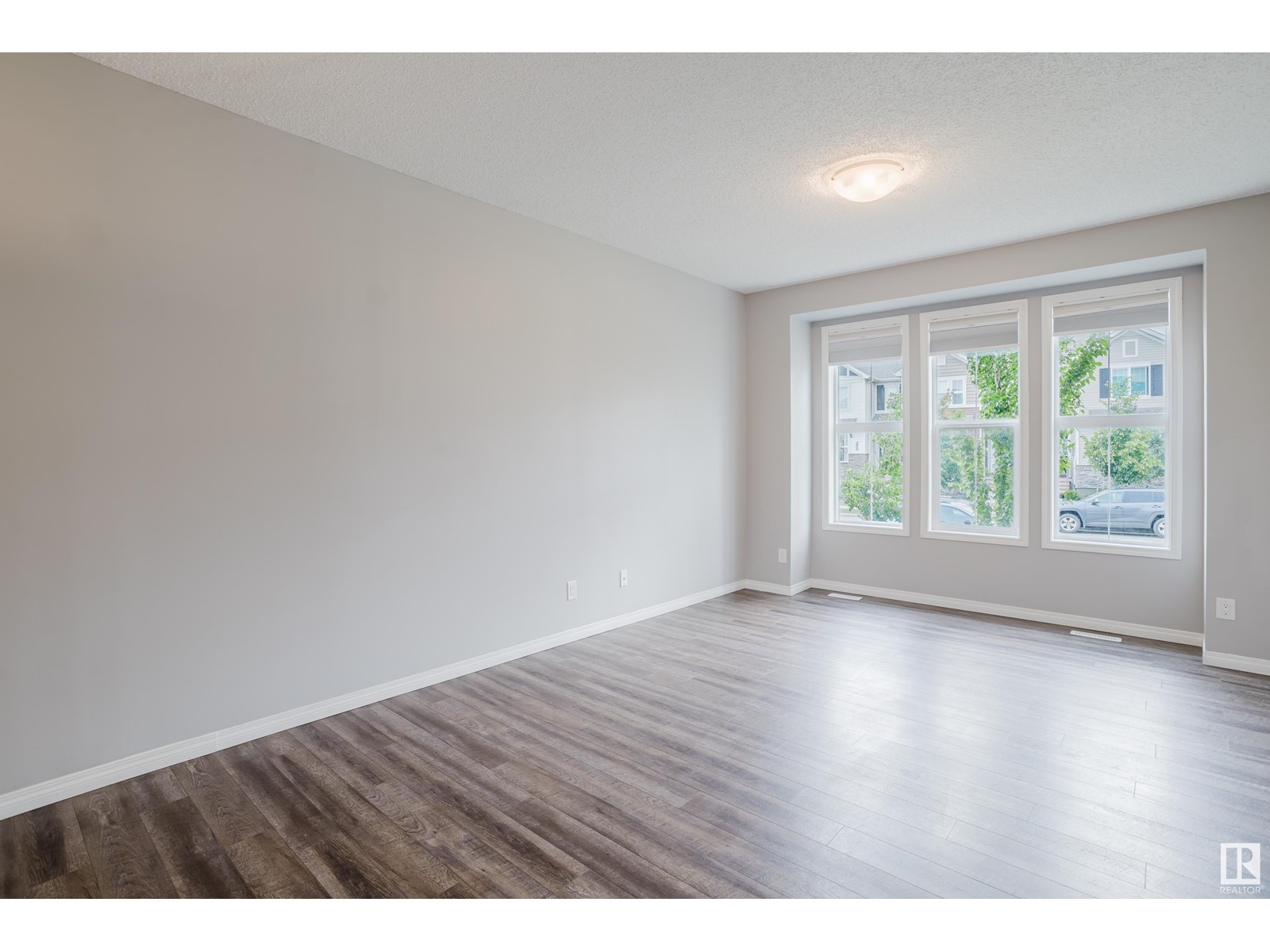 8157 Chappelle Wy Sw, Edmonton, Alberta  T6W 3L7 - Photo 5 - E4440926