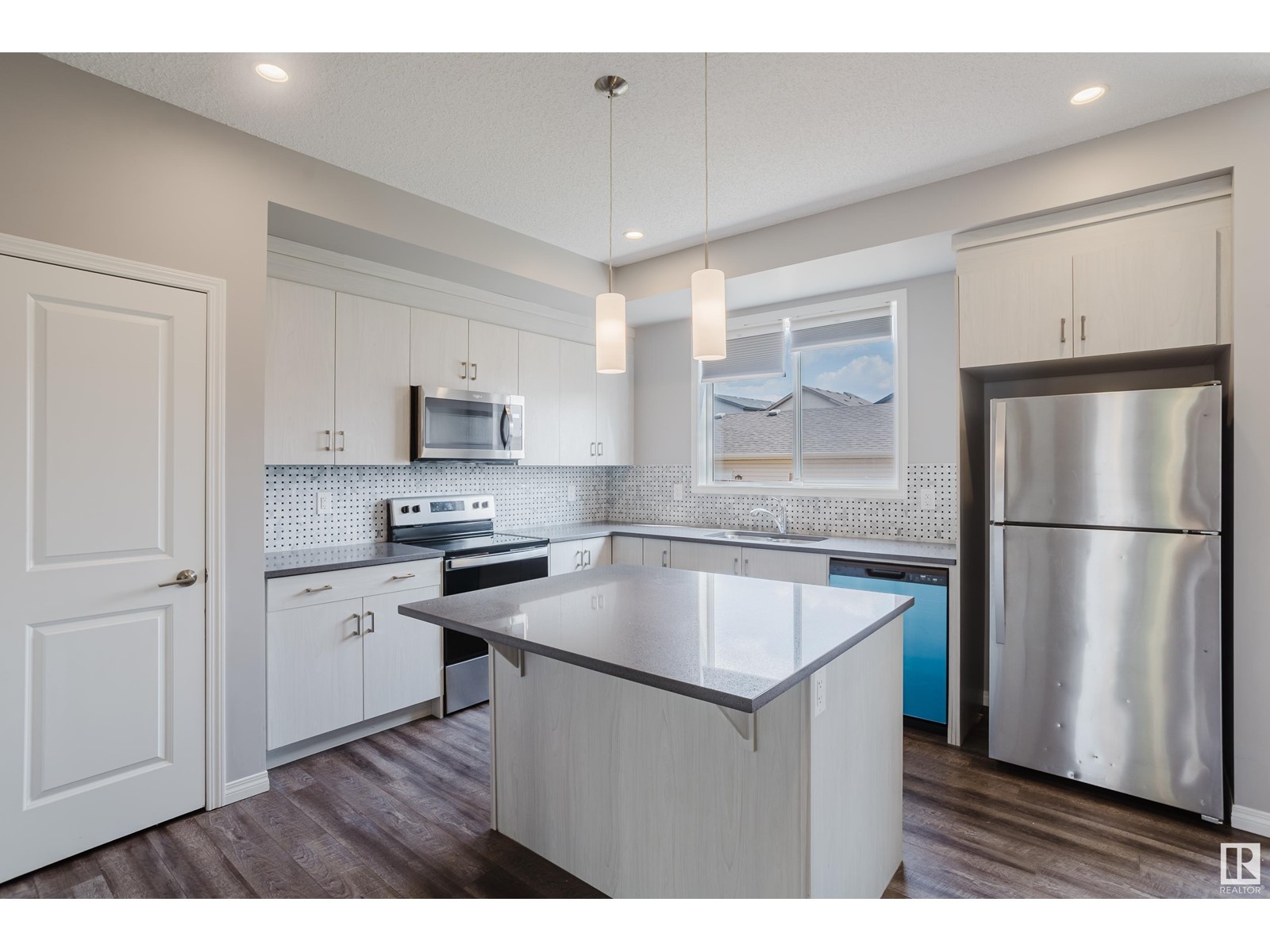 8157 Chappelle Wy Sw, Edmonton, Alberta  T6W 3L7 - Photo 9 - E4440926