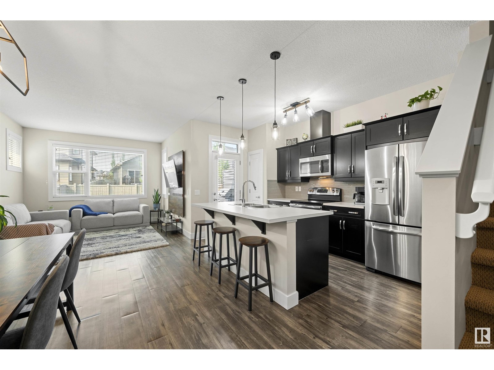 125 Amberley Wy, Sherwood Park, Alberta  T8H 0X2 - Photo 2 - E4440927