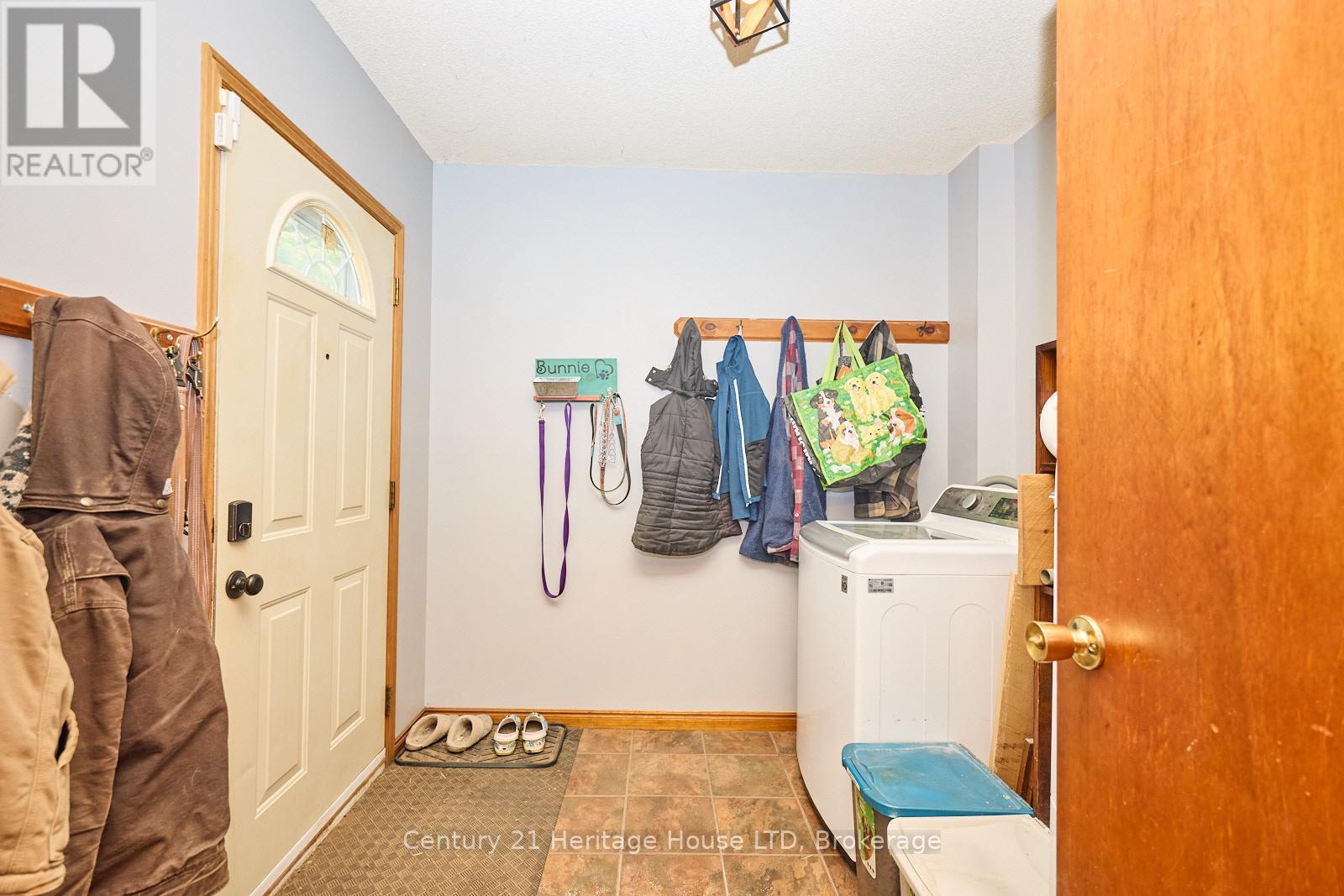 3334 Riselay Avenue, Fort Erie (Ridgeway), Ontario  L0S 1N0 - Photo 12 - X12203037