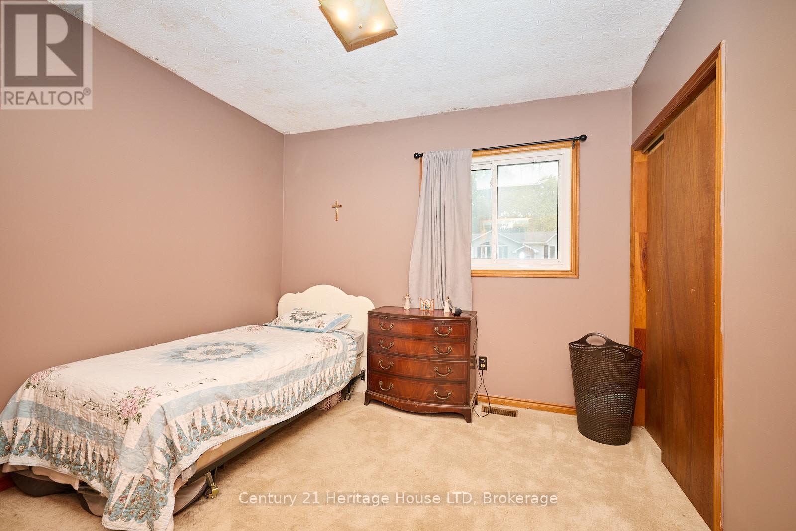 3334 Riselay Avenue, Fort Erie (Ridgeway), Ontario  L0S 1N0 - Photo 17 - X12203037