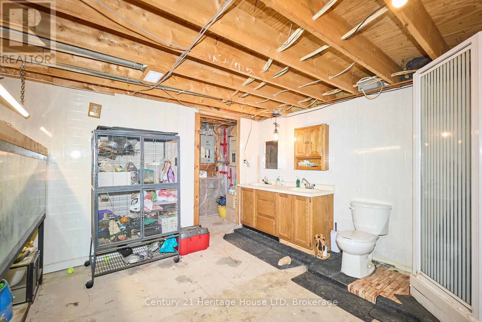 3334 Riselay Avenue, Fort Erie (Ridgeway), Ontario  L0S 1N0 - Photo 25 - X12203037