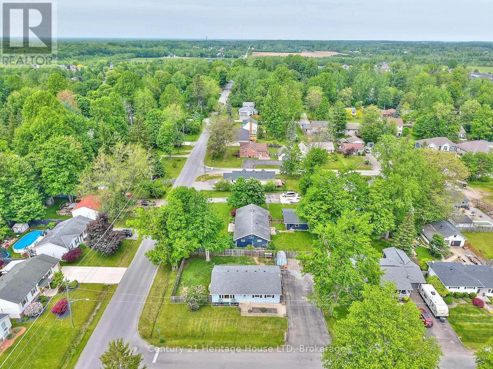 3334 Riselay Avenue, Fort Erie (Ridgeway), Ontario  L0S 1N0 - Photo 32 - X12203037