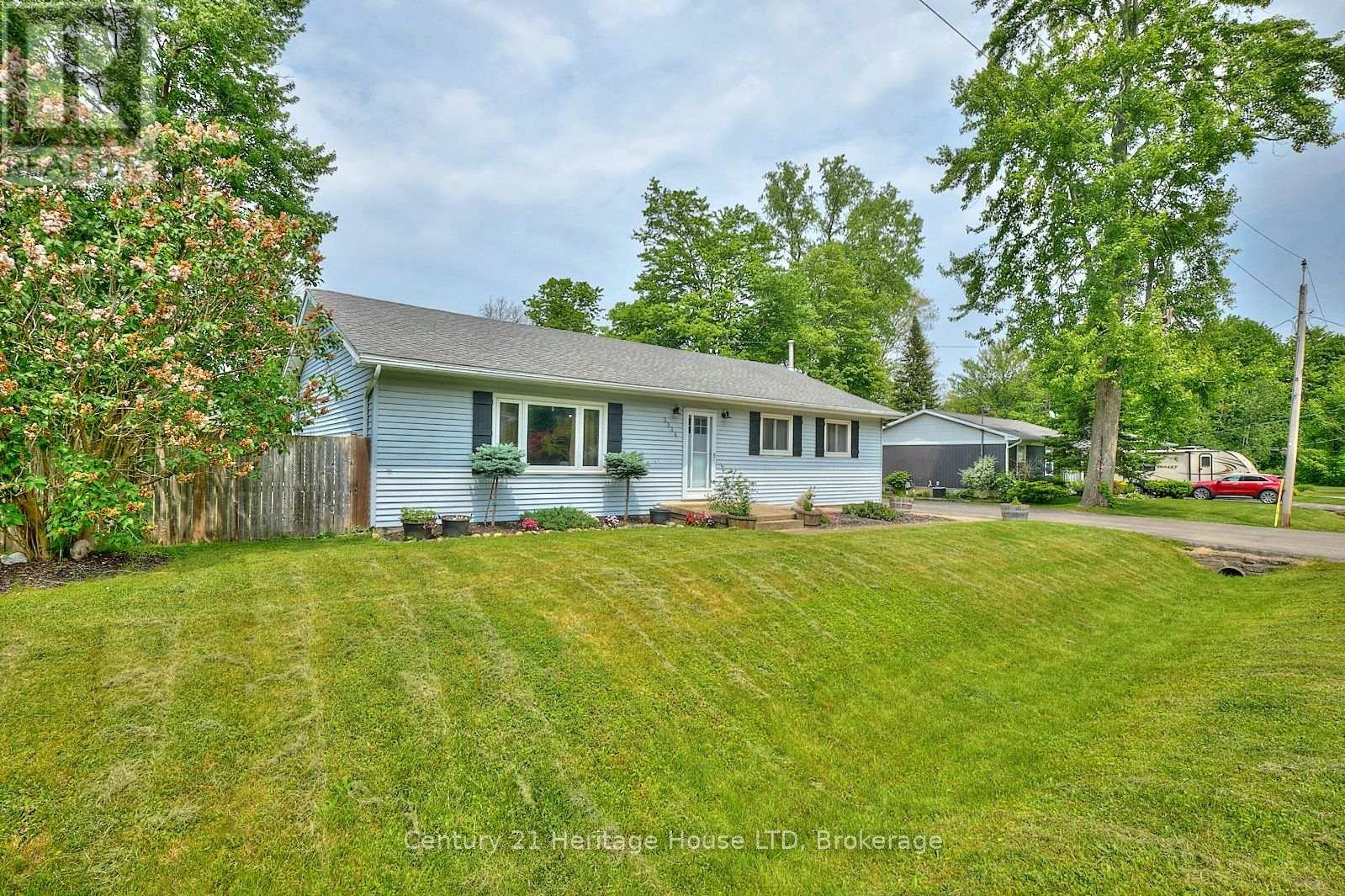3334 Riselay Avenue, Fort Erie (Ridgeway), Ontario  L0S 1N0 - Photo 38 - X12203037
