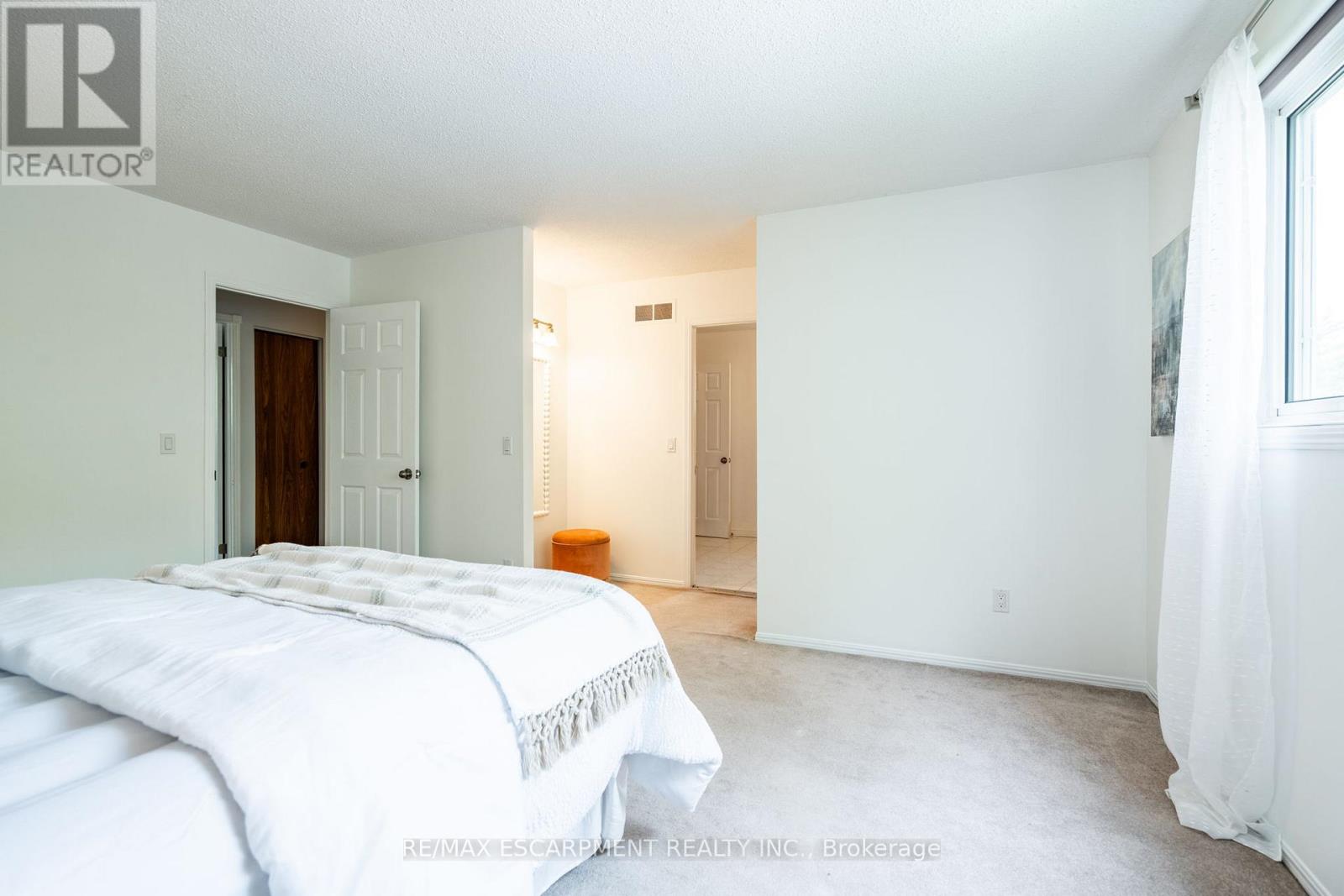 11 Pecan Court, Hamilton, Ontario  L8G 4L6 - Photo 19 - X12202798