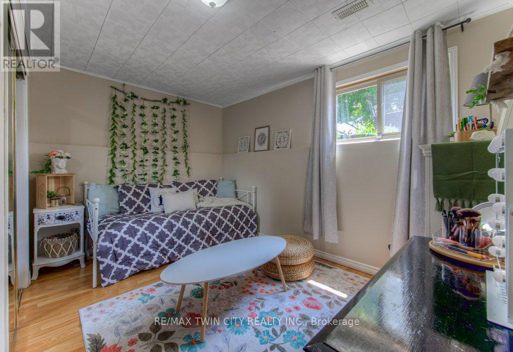 58 Bradbury Crescent, Brant, Ontario  N3L 4E2 - Photo 19 - X12202820