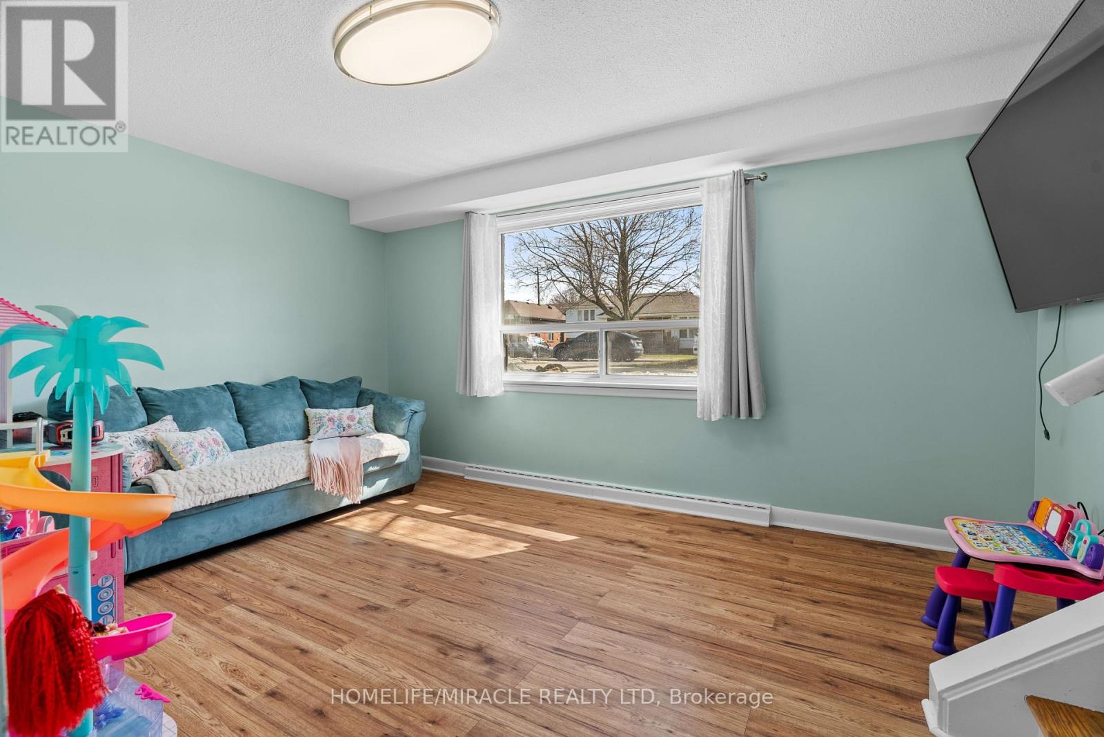 1013 Brucedale Avenue E, Hamilton, Ontario  L8T 1M6 - Photo 16 - X12202910