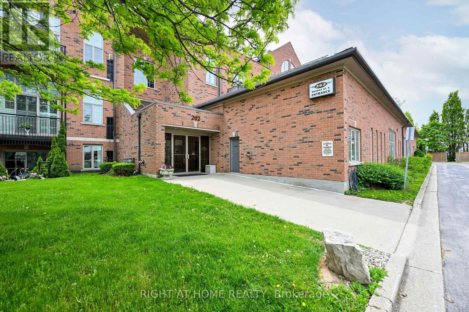 Property at 403 - 262 DUNDAS STREET E image 2