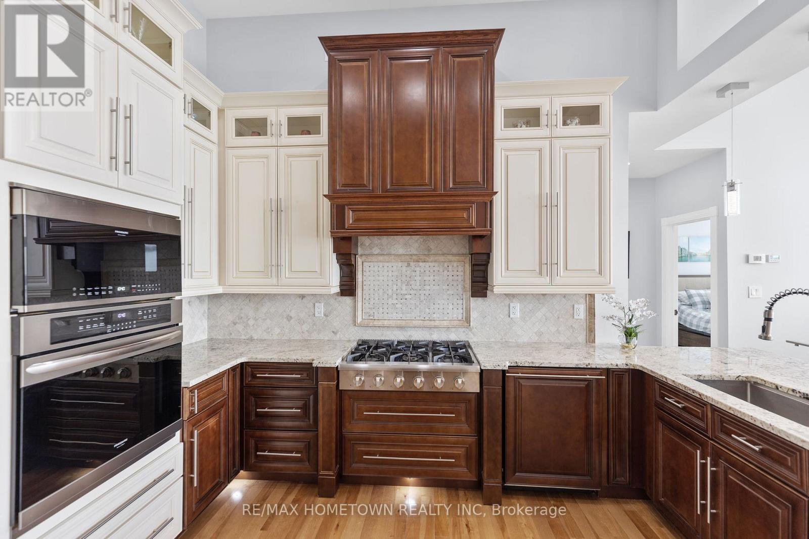 257 Hudson Point Road, Elizabethtown-Kitley, Ontario  K6V 7E3 - Photo 12 - X12203034