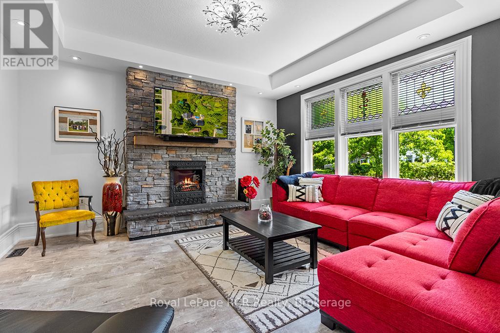 136 Queen Street W, South Bruce Peninsula, Ontario  N0H 1P0 - Photo 11 - X12203016