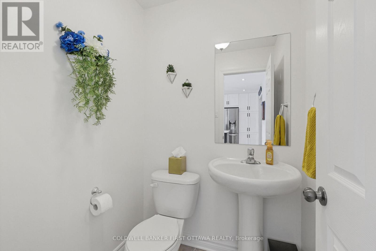 24 Provost Street, North Stormont, Ontario  K0A 1R0 - Photo 5 - X12202989
