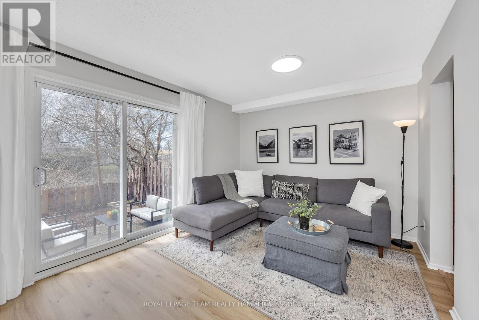 82 Baneberry Crescent, Ottawa, Ontario  K2L 2Y4 - Photo 14 - X12203001