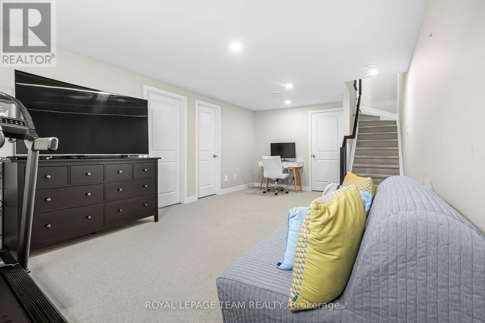 708 Twist Way, Ottawa, Ontario  K2V 0M8 - Photo 47 - X12203012
