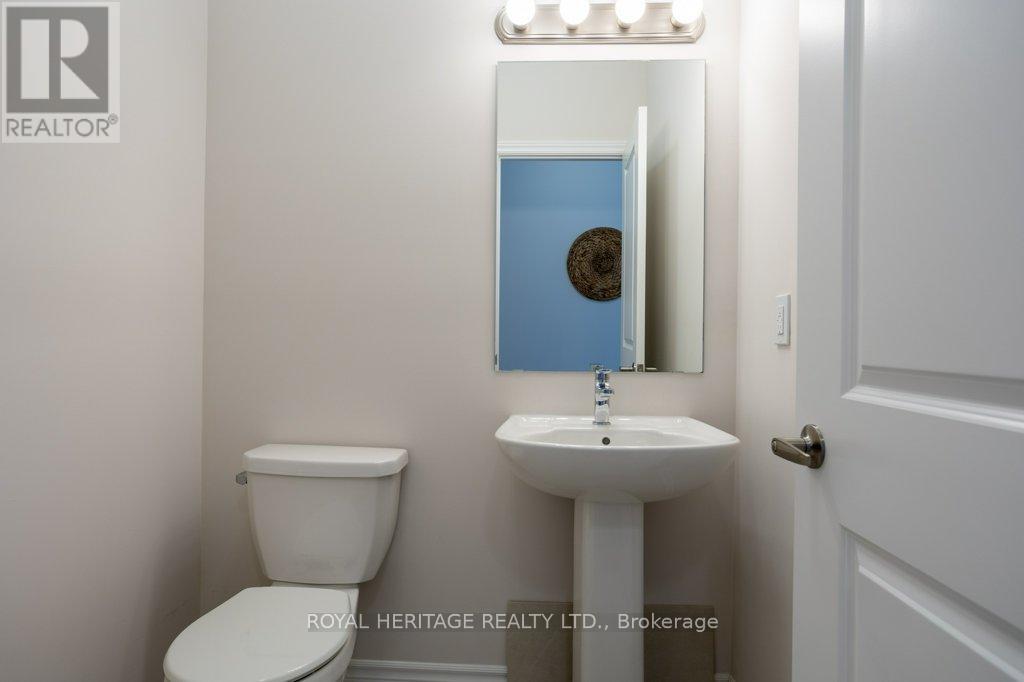 Property at 28 - 17 LAKEWOOD CRESCENT image 5