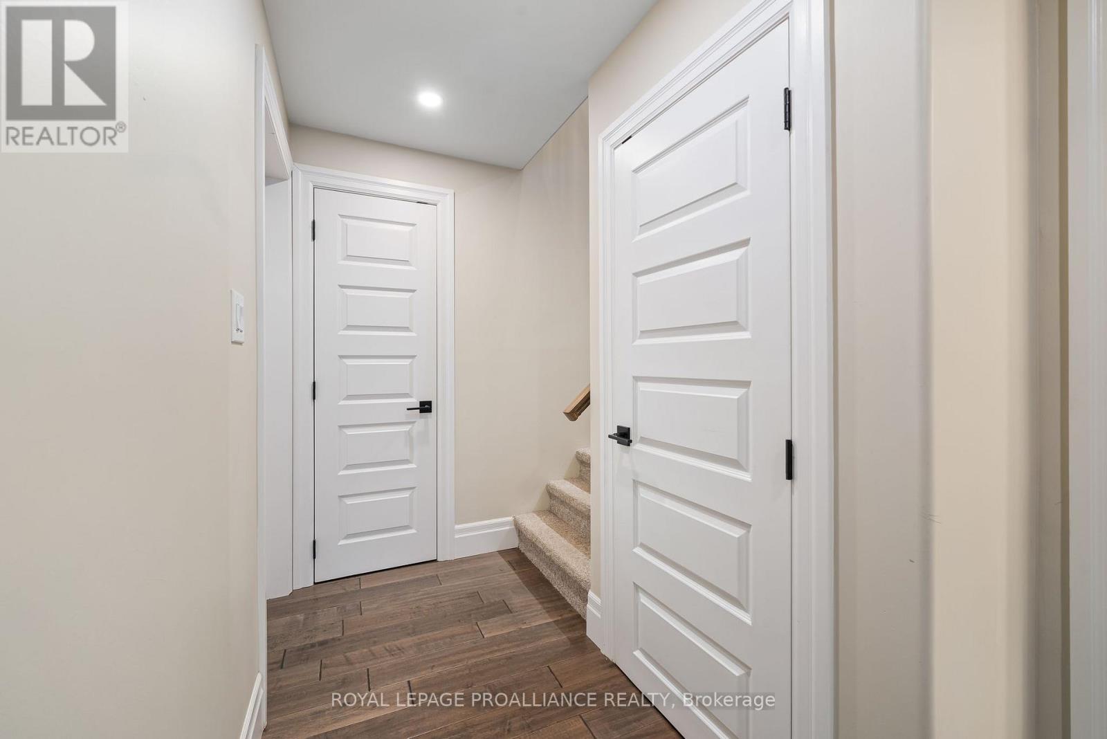 66 Pineridge Drive, Prince Edward County, Ontario  K0K 2T0 - Photo 21 - X12203041
