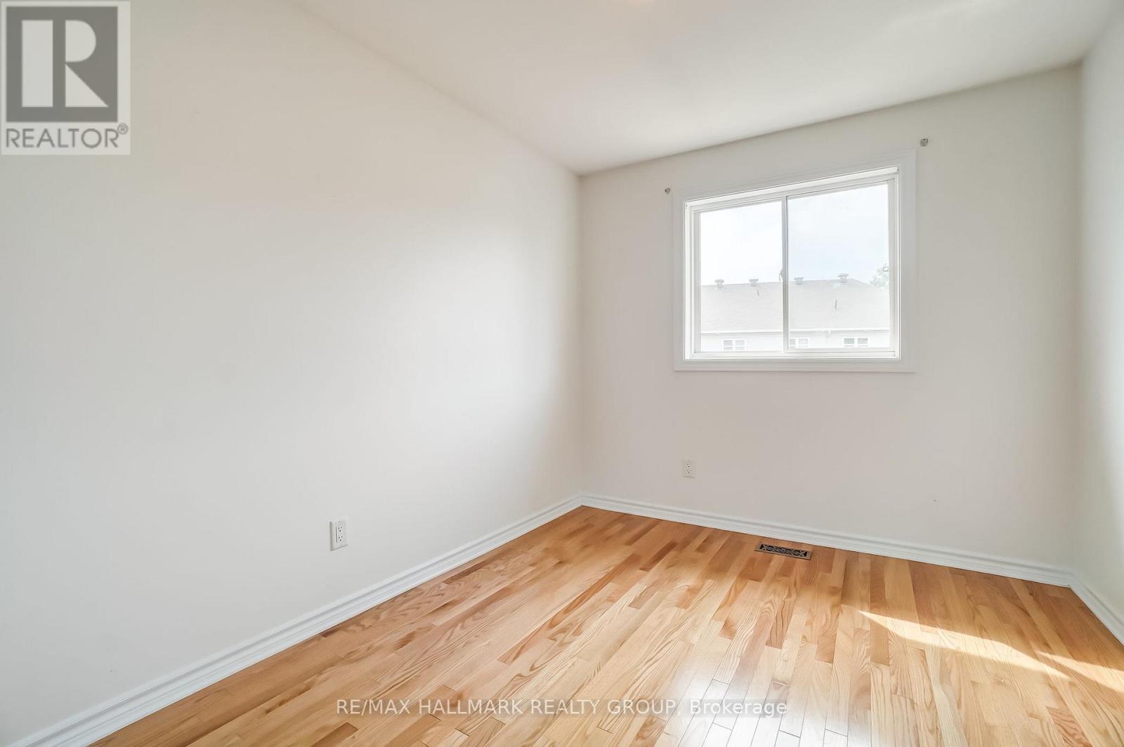 2012 Azalea Lane, Ottawa, Ontario  K4A 4R5 - Photo 23 - X12190635