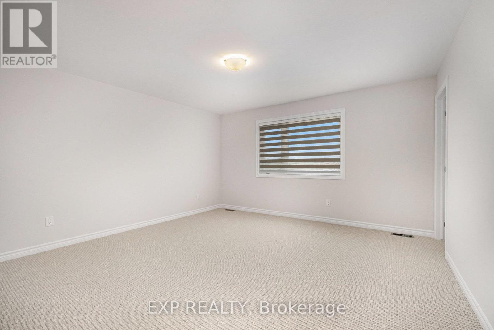 88 Richelieu Street, Russell, Ontario  K0A 1W0 - Photo 14 - X12203018