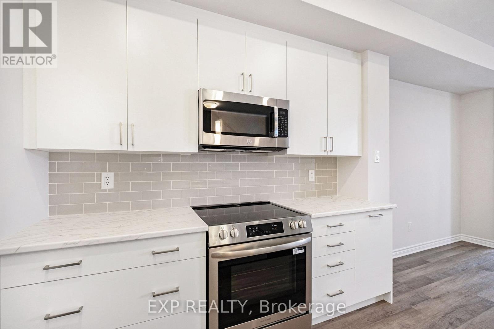88 Richelieu Street, Russell, Ontario  K0A 1W0 - Photo 12 - X12203018