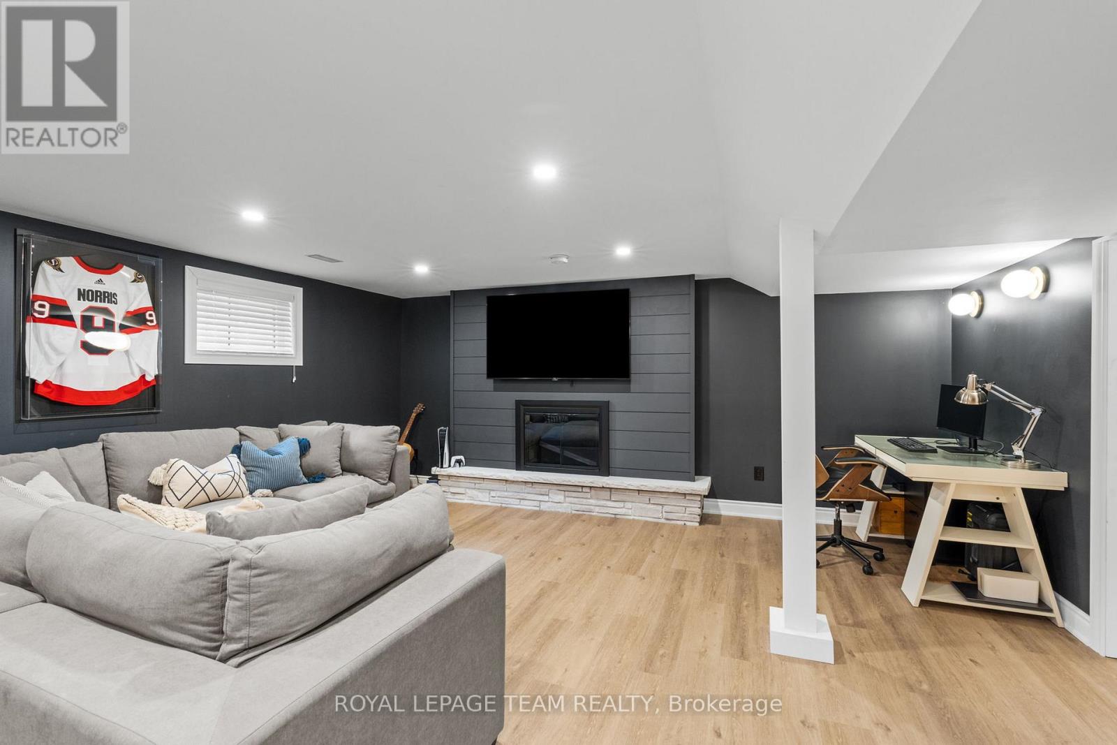 410 Hartleigh Avenue, Ottawa, Ontario  K2B 5J4 - Photo 30 - X12203050