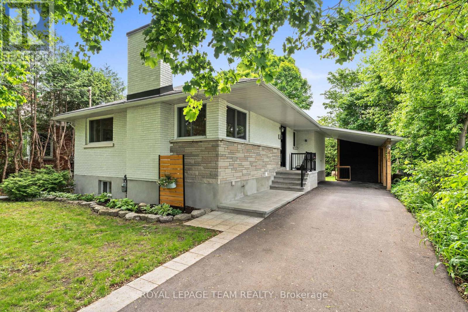 410 Hartleigh Avenue, Ottawa, Ontario  K2B 5J4 - Photo 4 - X12203050