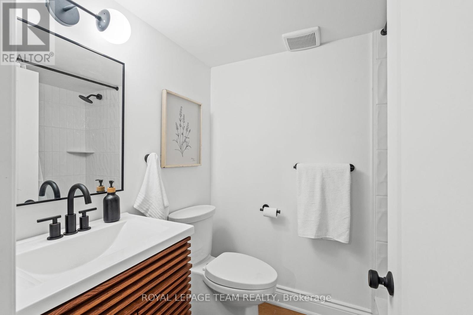 410 Hartleigh Avenue, Ottawa, Ontario  K2B 5J4 - Photo 37 - X12203050