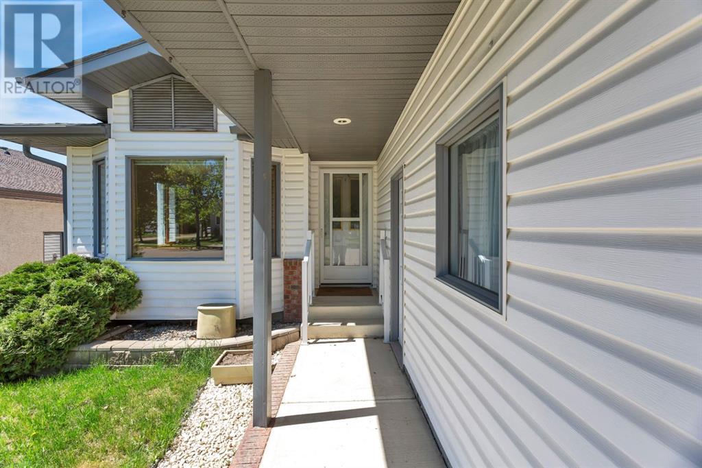 4804a 49 Street, Stettler, Alberta  T0C 2L0 - Photo 3 - A2226576